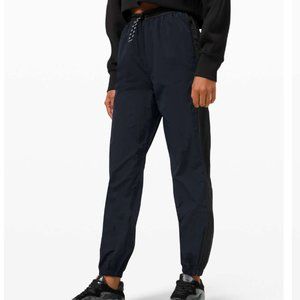 NWT | lululemon evergreen track pant